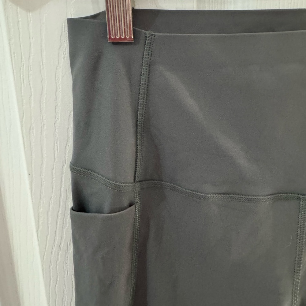 Baleaf Charcoal Gray High-Rise Leggings L-XXL 🧘🩶 - Picture 5 of 9